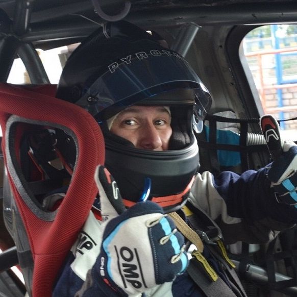 Profile of Cesar Martinez