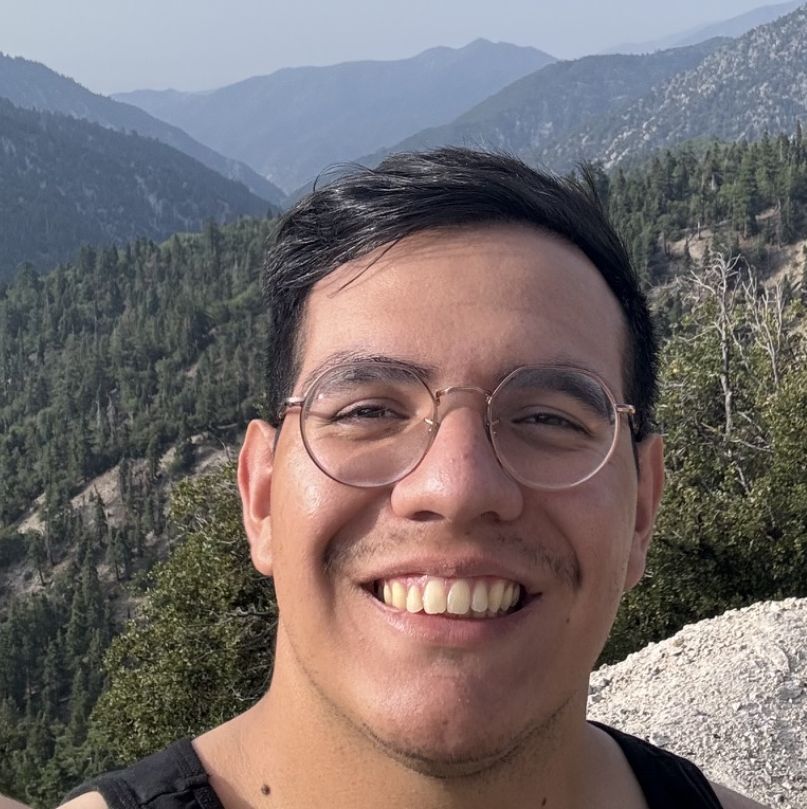 Profile of Abraham Flores Valencia