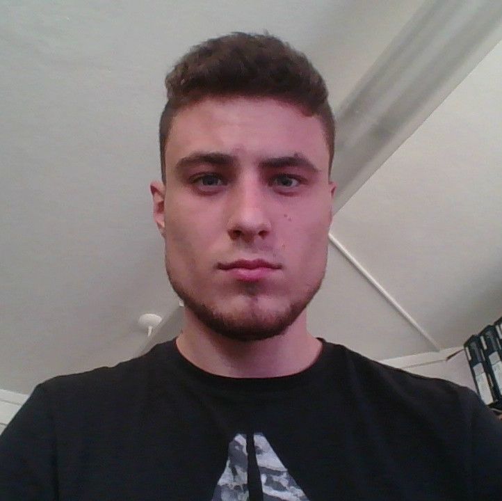 Profile of Yan Nielsen