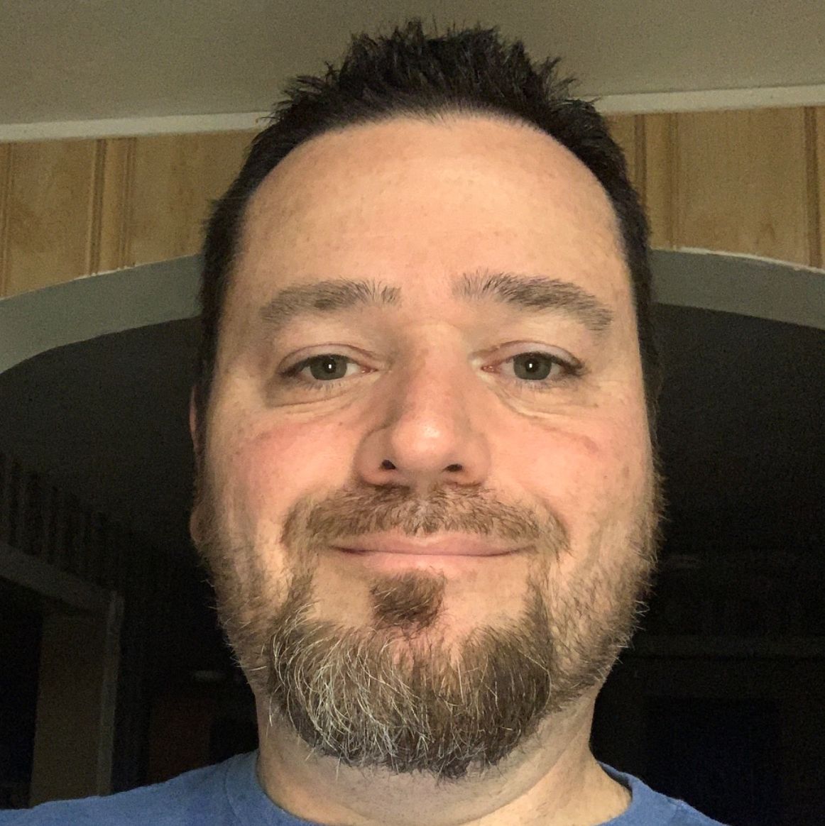 Profile of Thomas Hoff