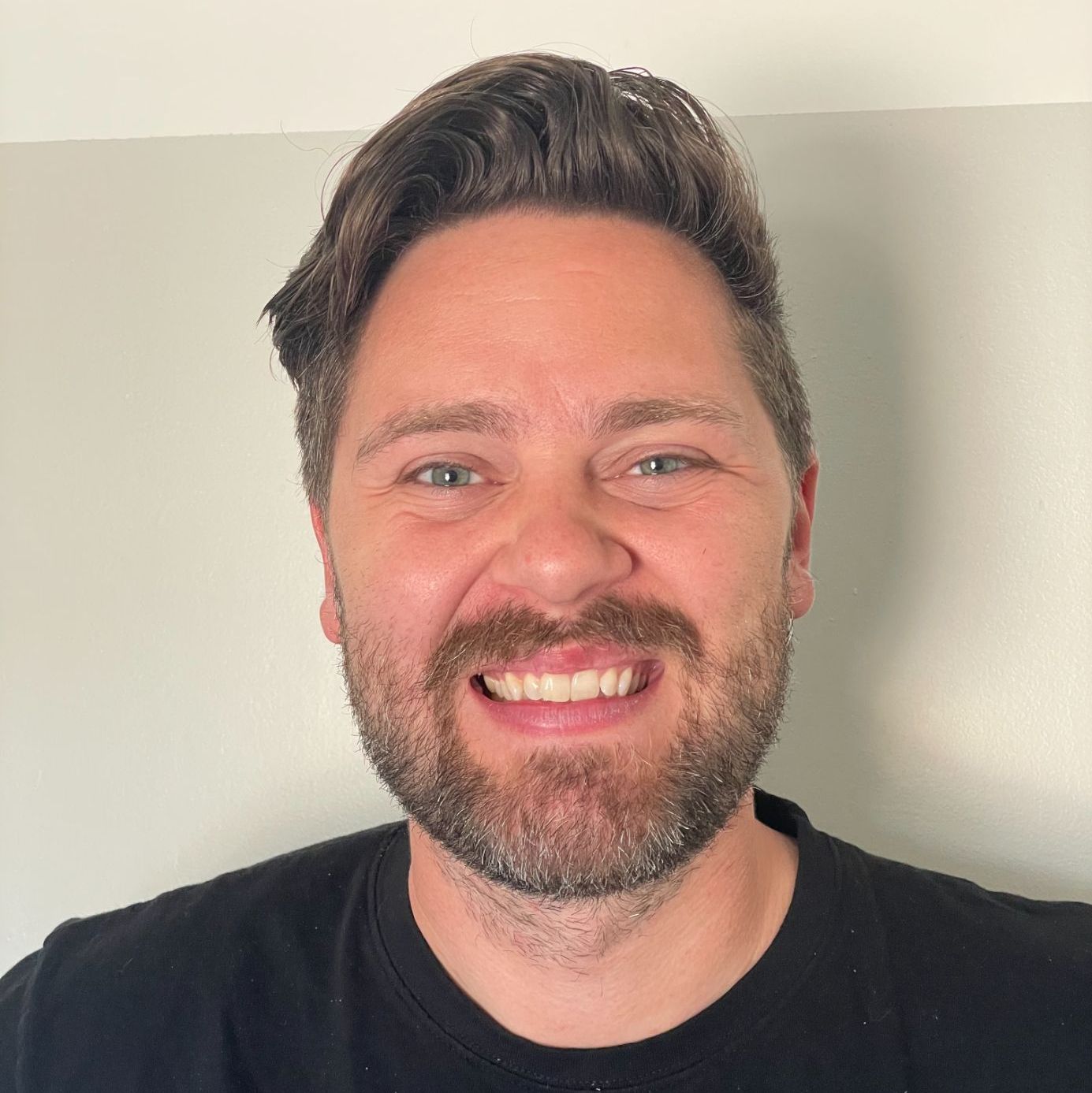 Profile of Thomas Holland