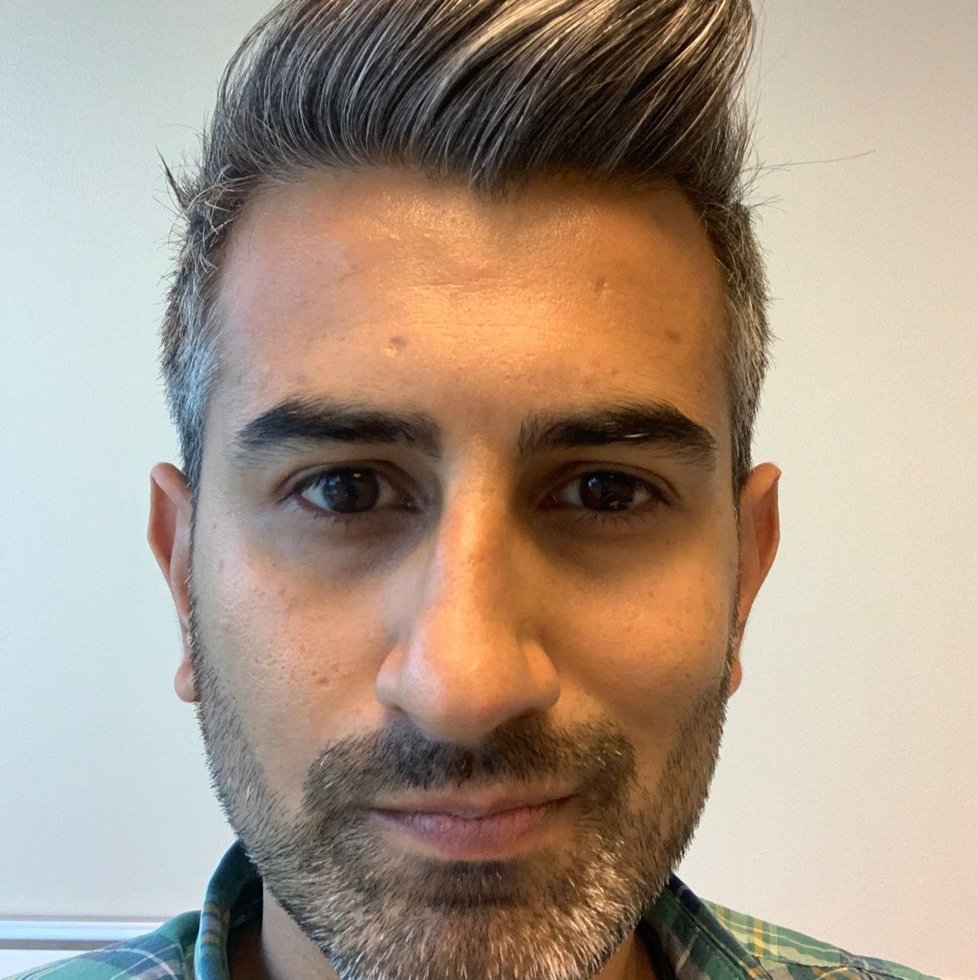 Profile of Deepak Davé