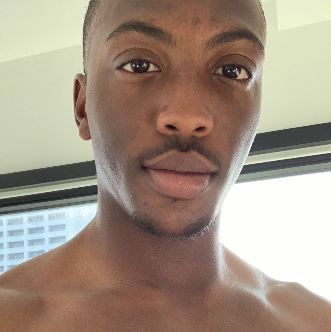 Profile of Elante Thomas