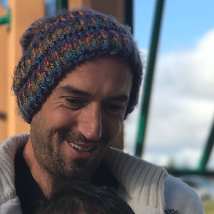 Profile of Victor Molcuta