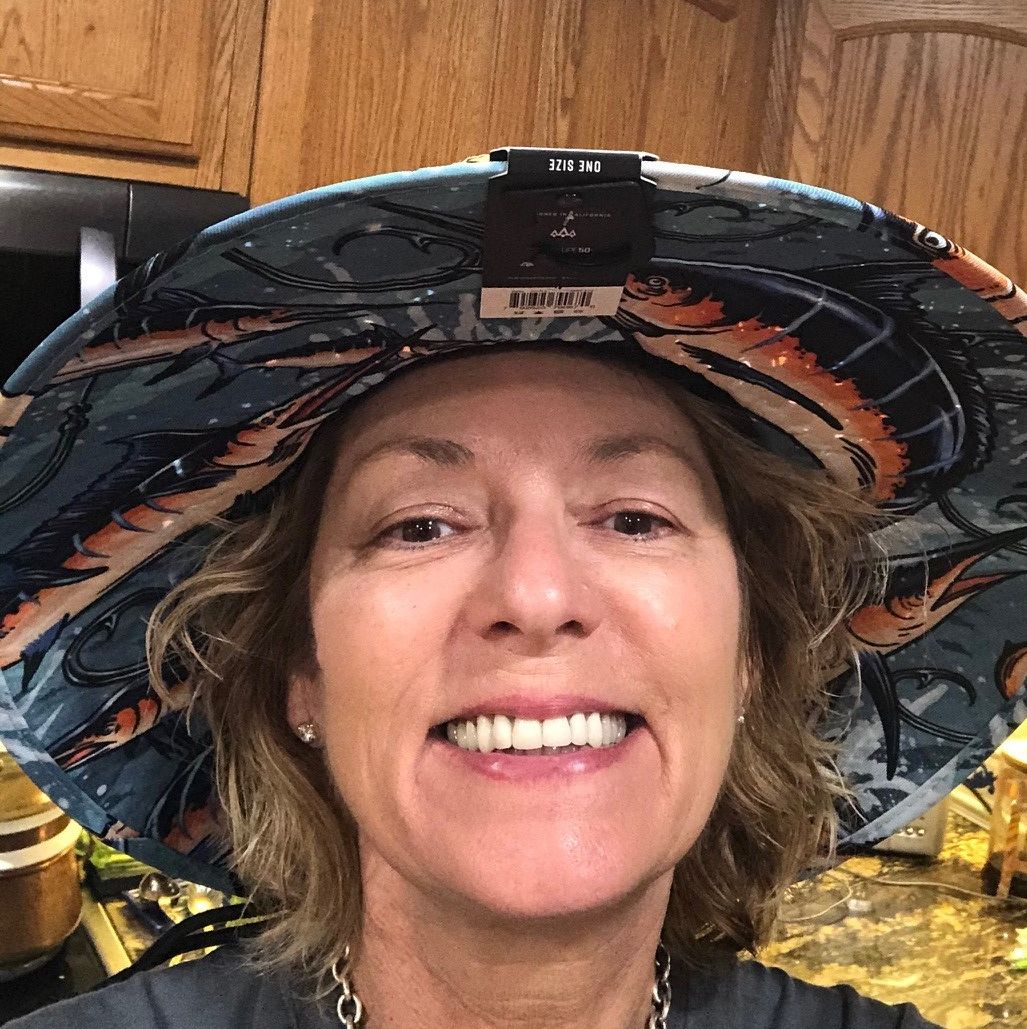 Profile of Niki Noojin