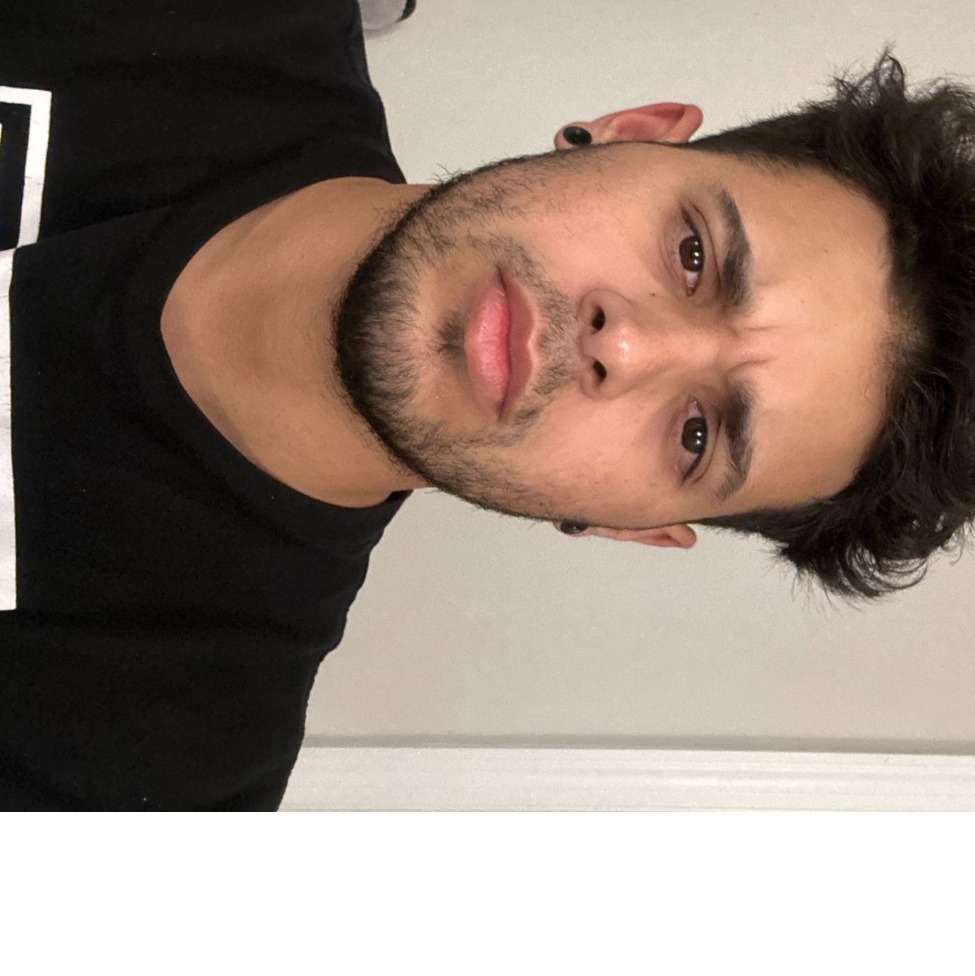 Profile of Luis Perez