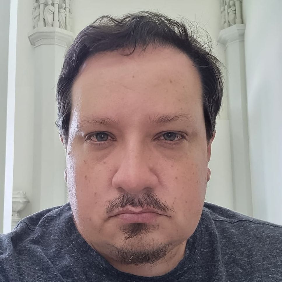 Profile of Cristiano Carreira