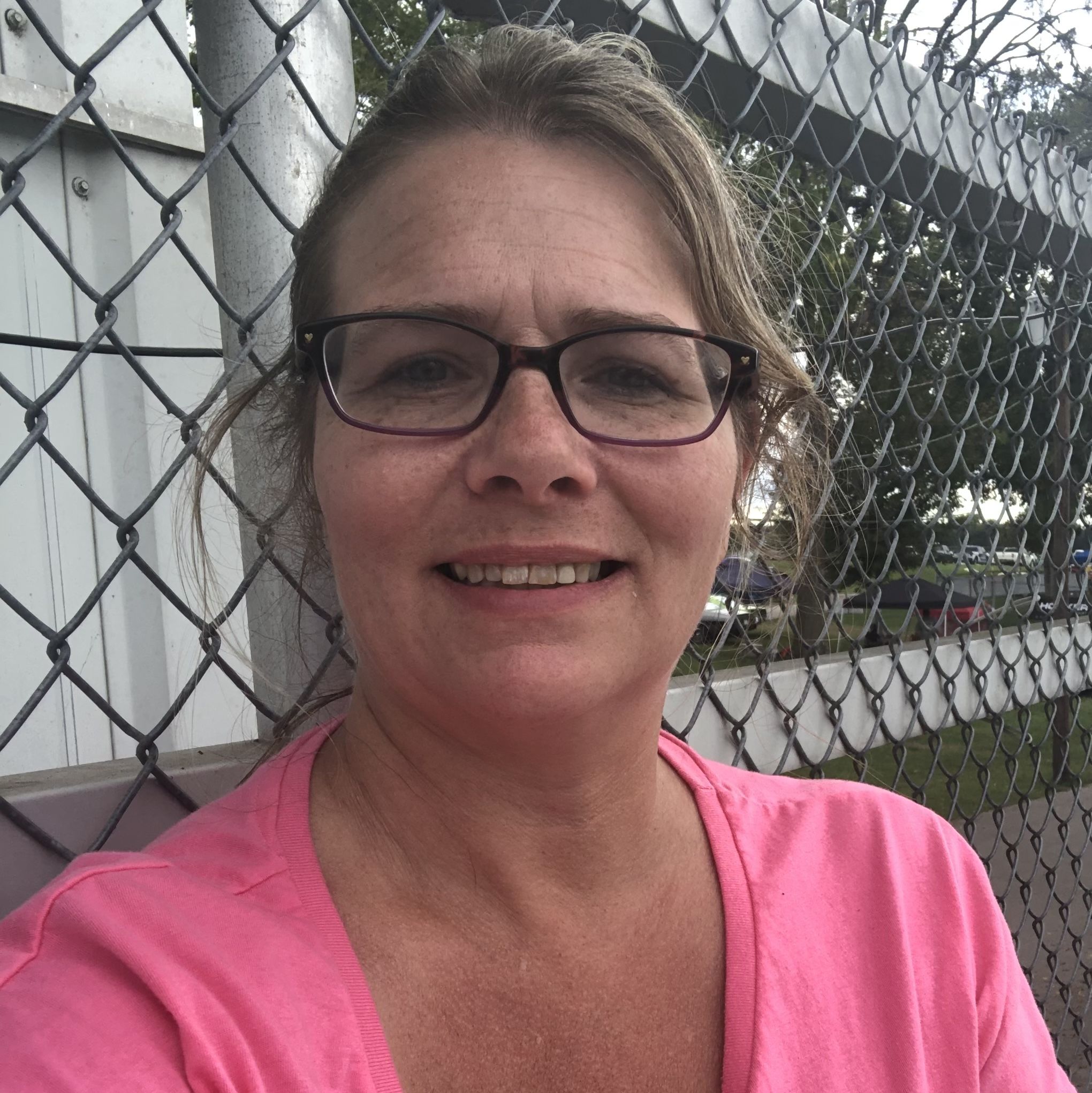 Profile of Larissa Lownsdale