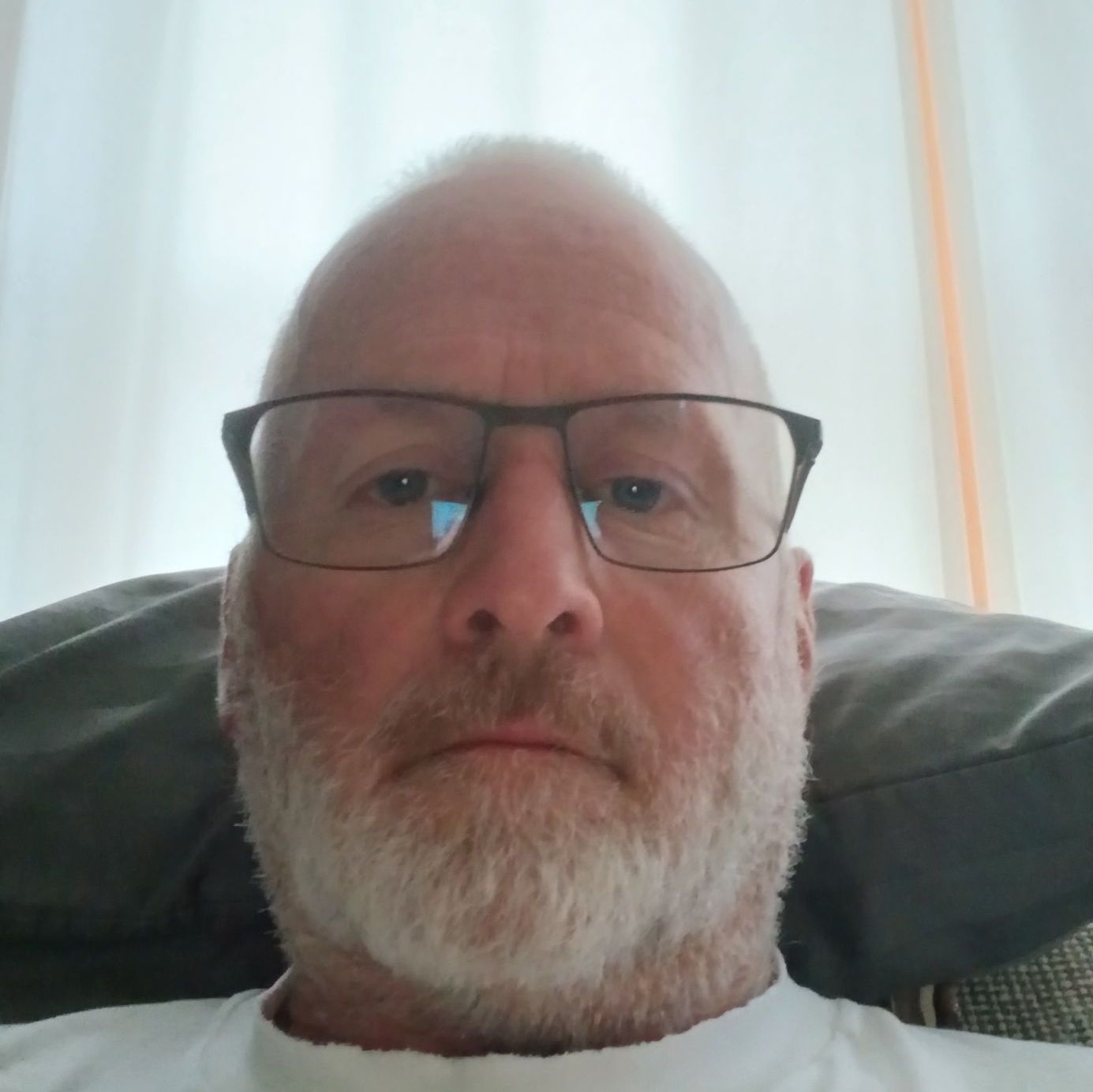 Profile of GARY KERN