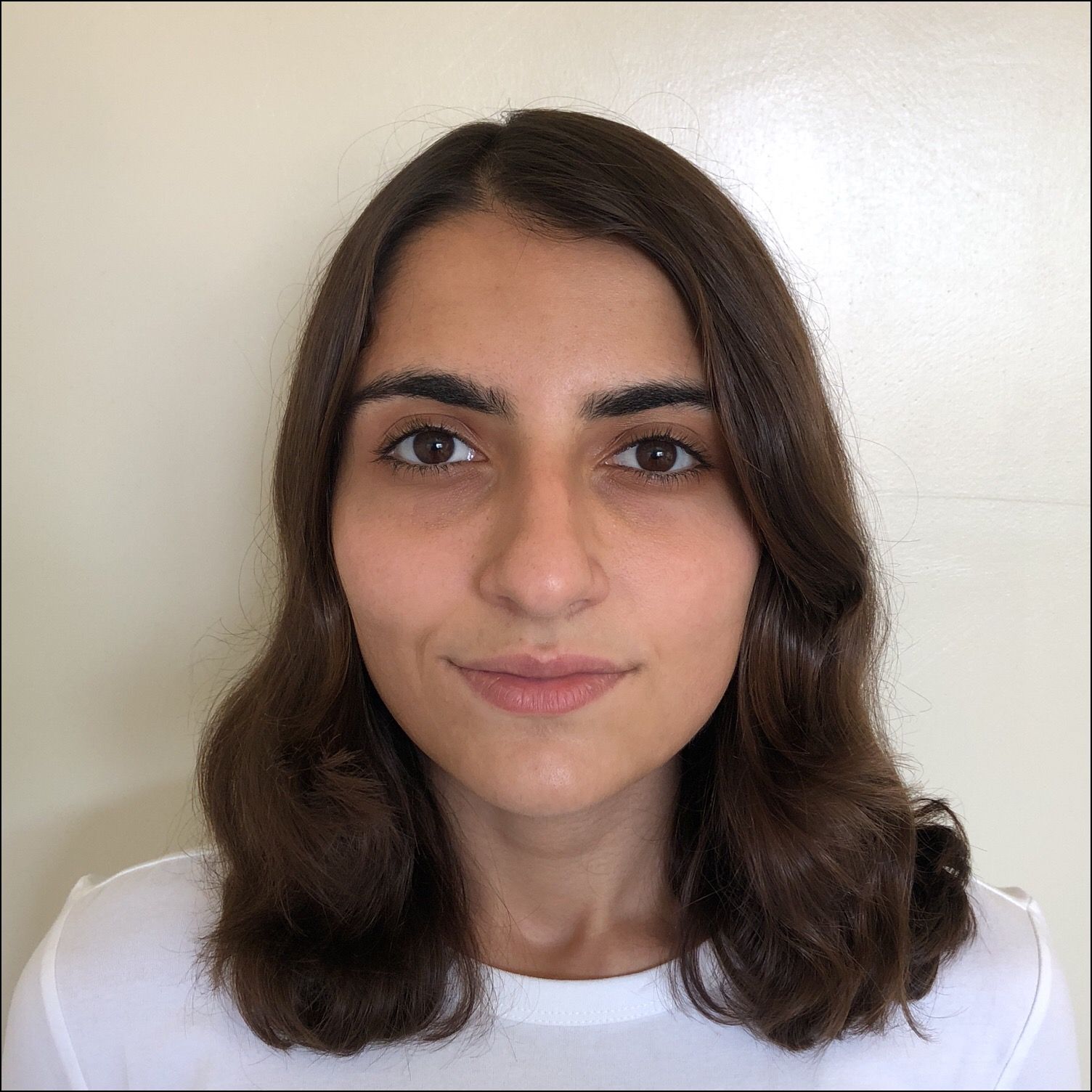 Profile of Varvara Moradkhanians