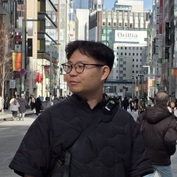 Profile of Jonathan Vithoontien