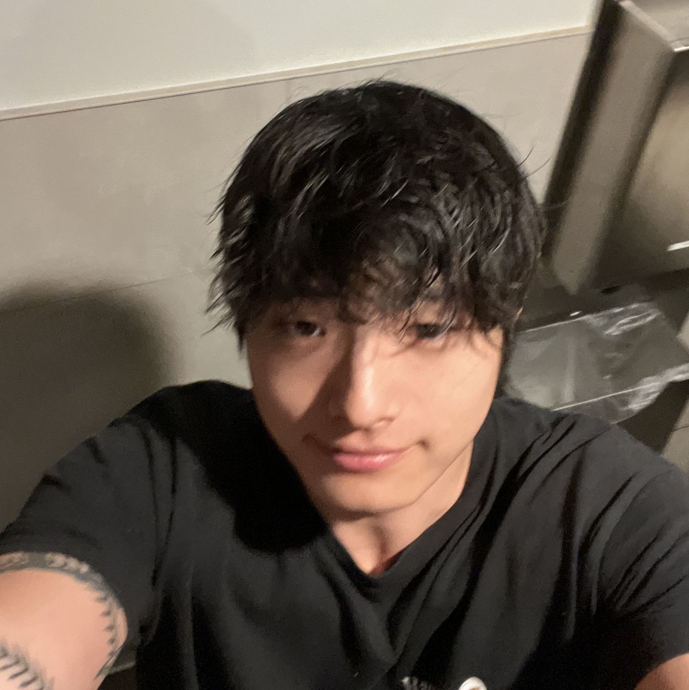 Profile of Dae Young Hong