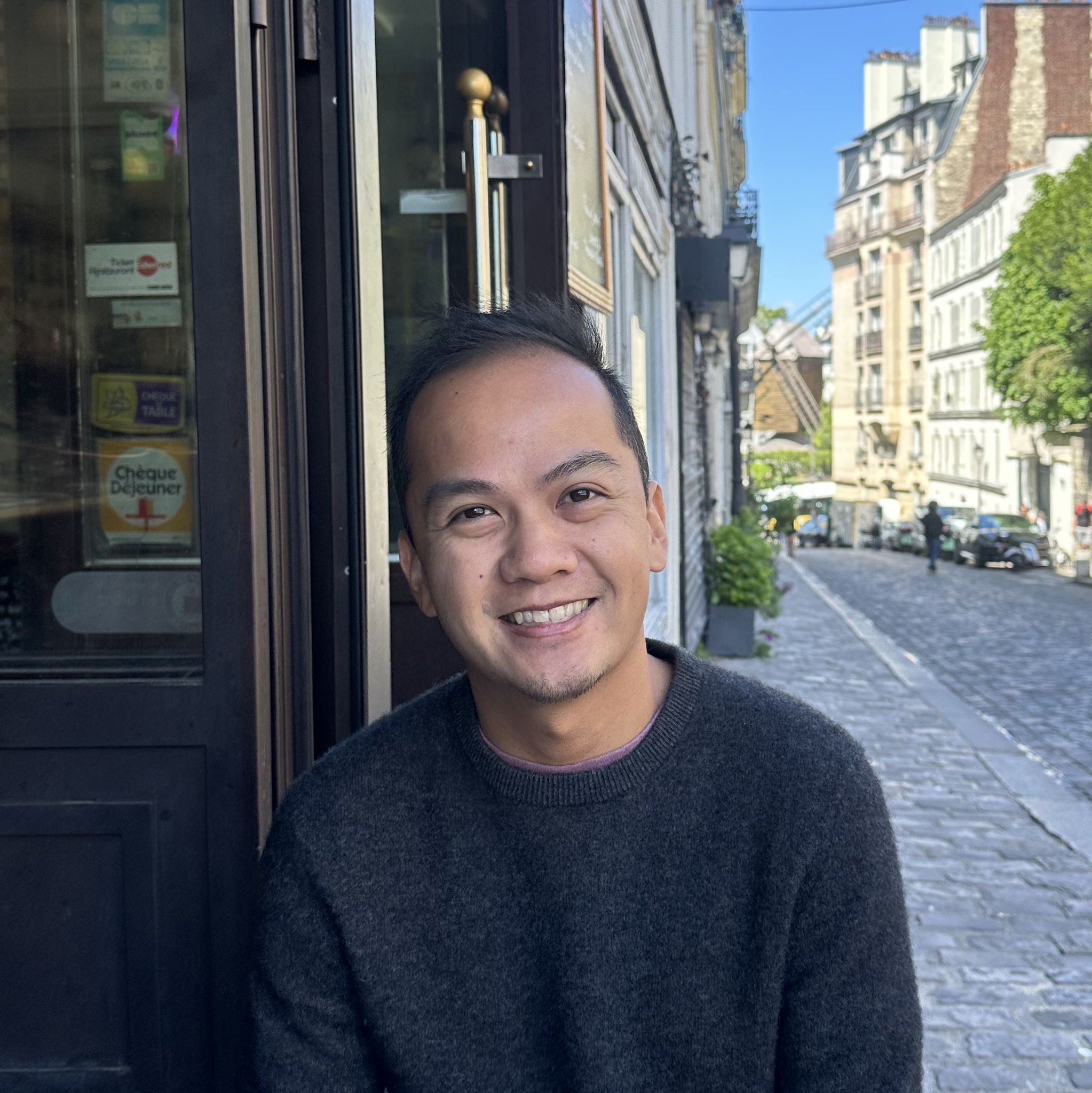 Profile of Chris De Jesus