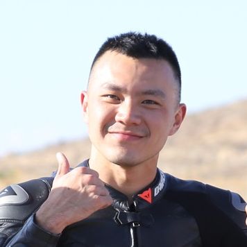 Profile of Chih Wei Yeh