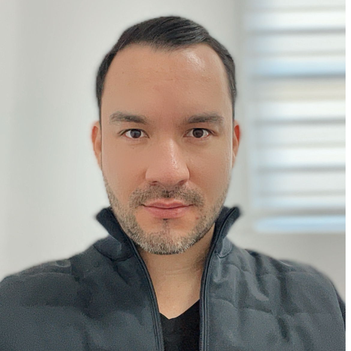 Profile of Diego Roldan