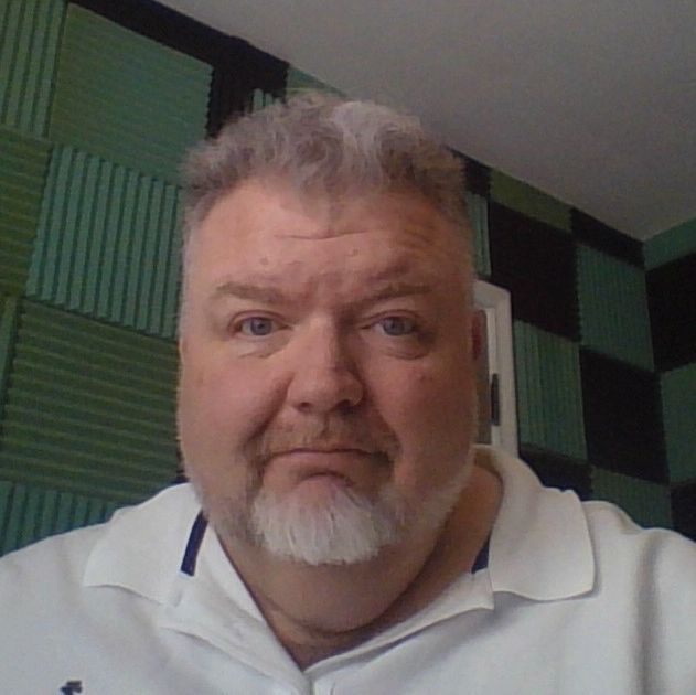 Profile of Justin Bench