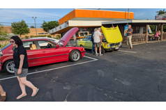 Bimmers, Burgers and (root) Beer