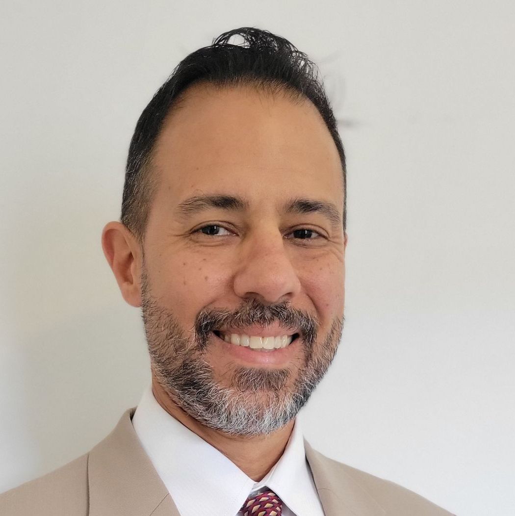 Profile of Gerardo Castano