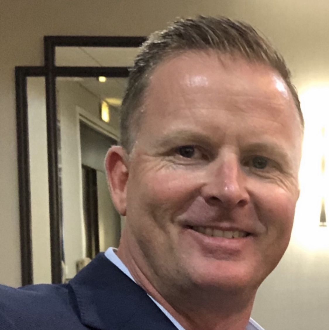 Profile of Robby Mott