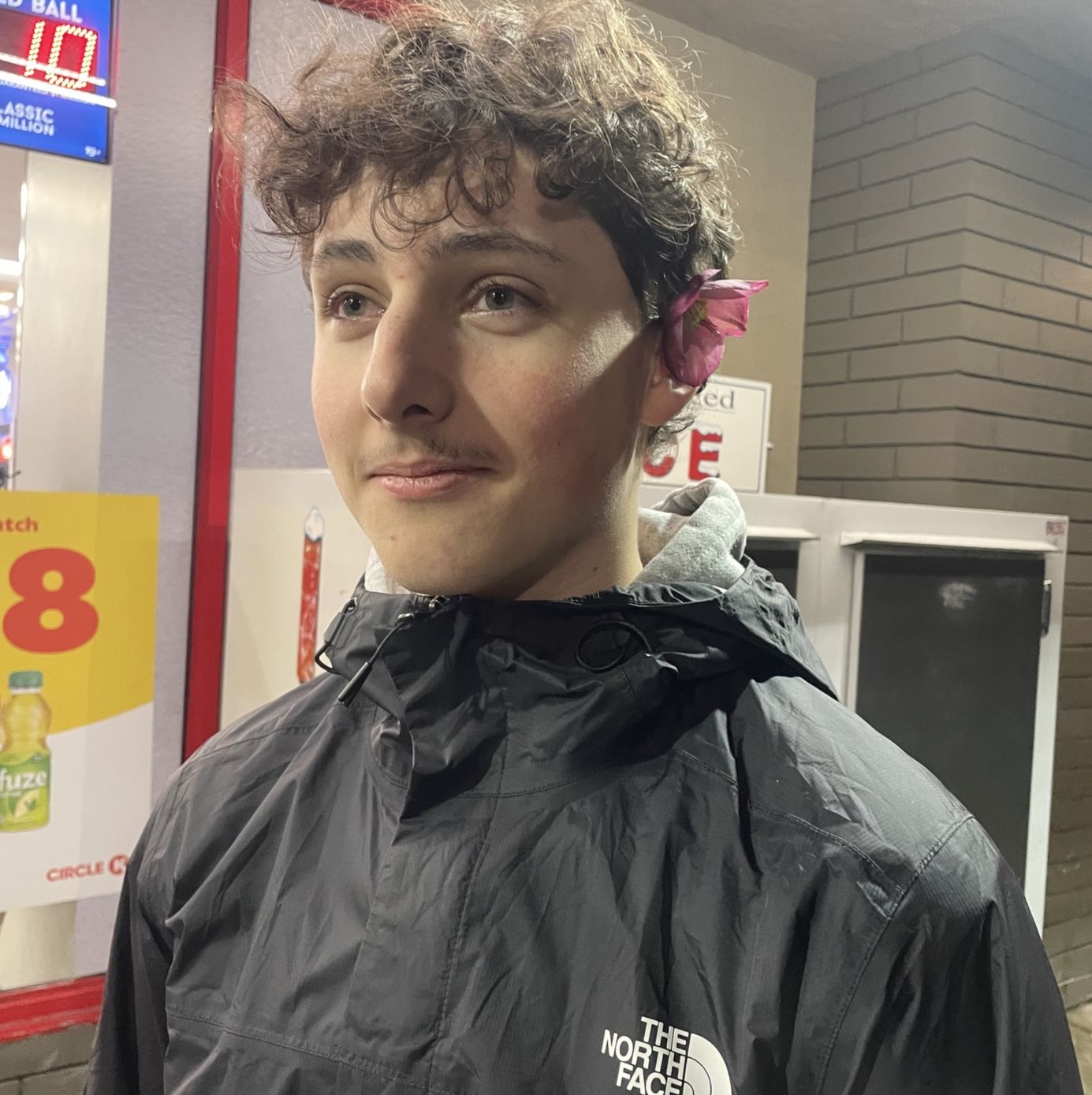 Profile of Hunter Lund