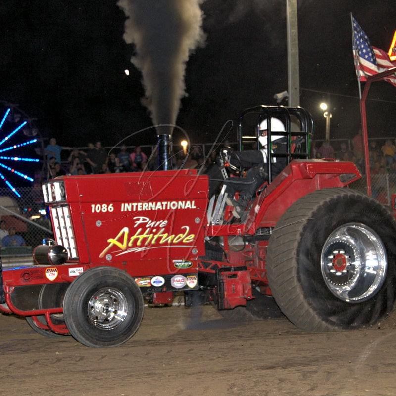 Profile of Ryan Luckhardt