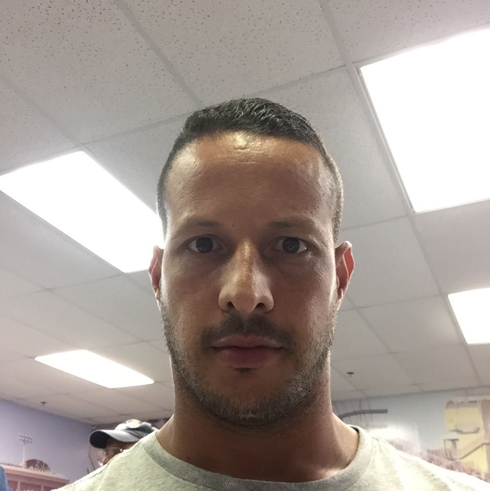 Profile of Oswar Ramos