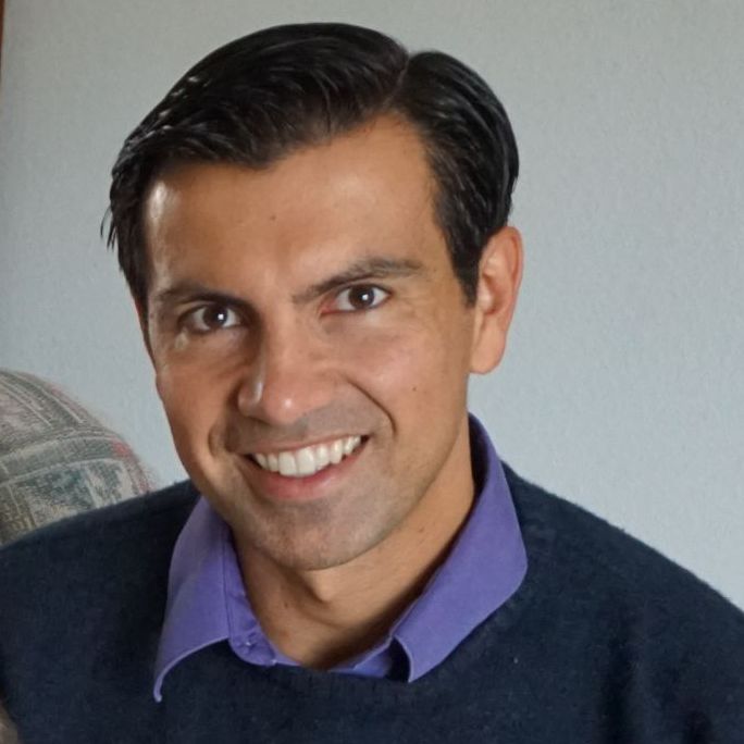 Profile of Alcino Azevedo