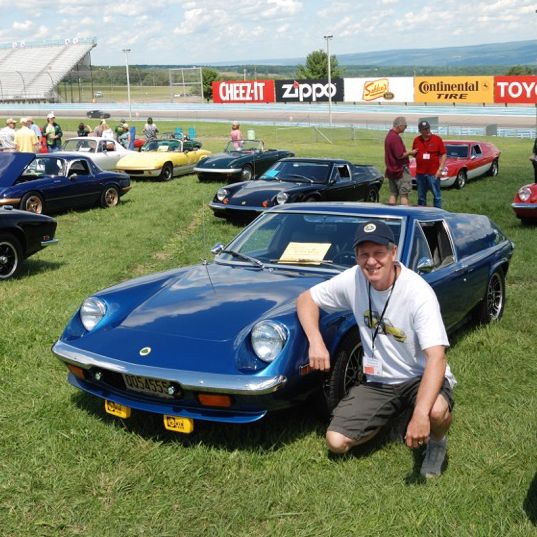 Profile of Bruce Wnuk