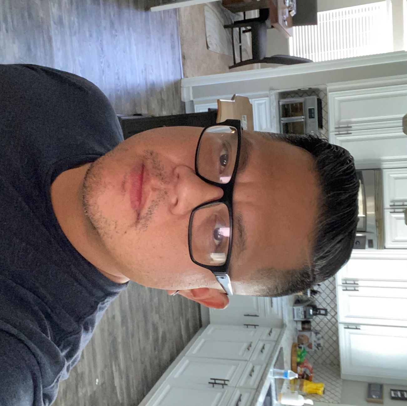 Profile of Mickie Frial