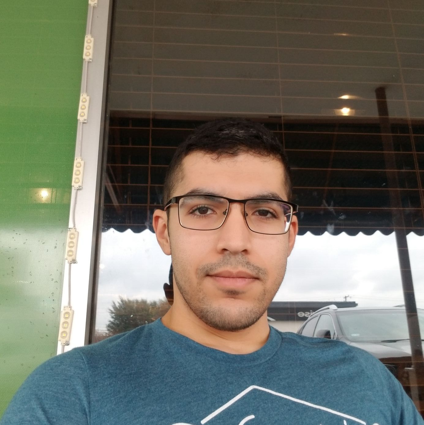 Profile of Ahmad Alsareinye