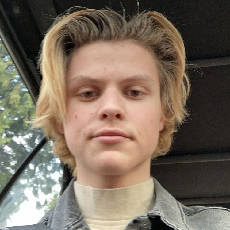 Profile of Lucas Colburn