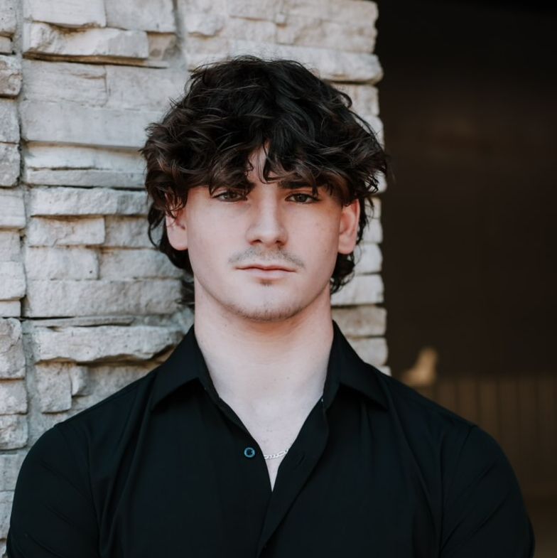 Profile of Lincoln Smith