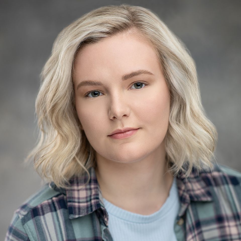 Profile of Maya Cresine