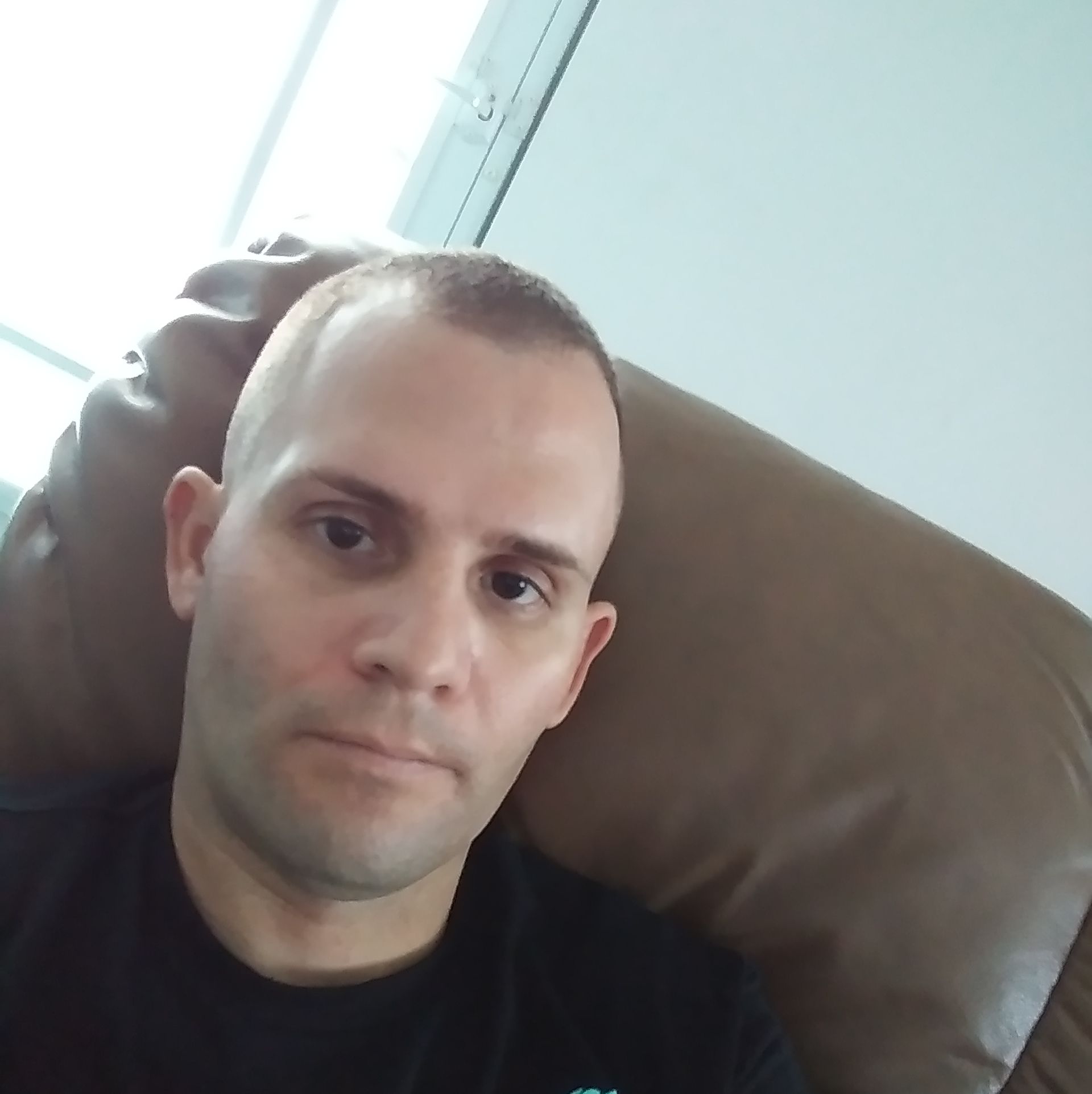 Profile of Robert Santiago