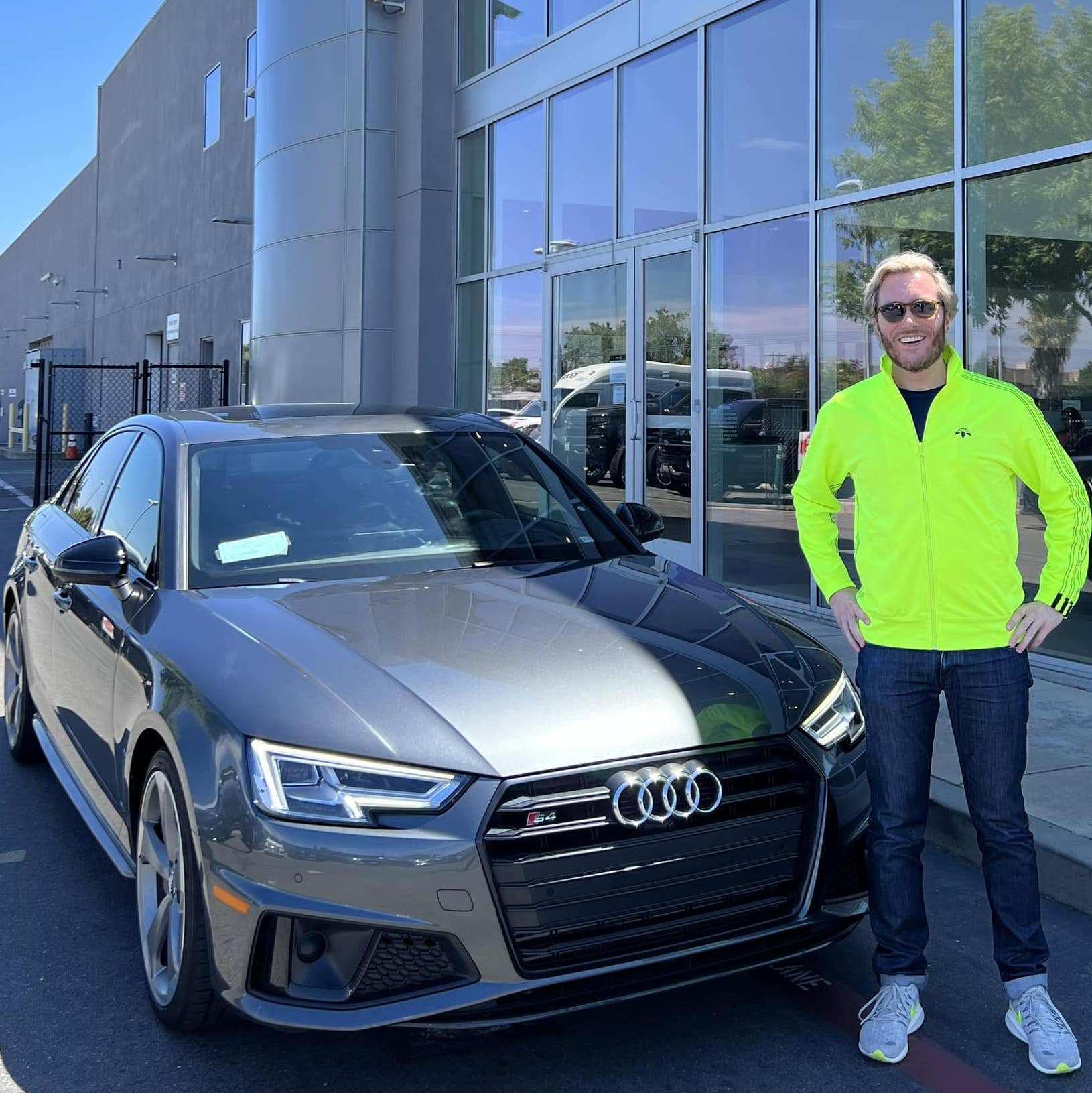 Profile of Mike Robert