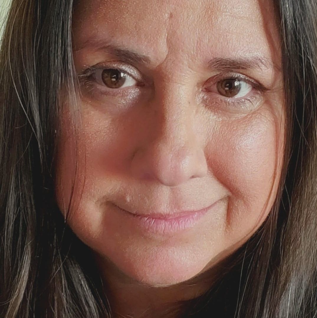 Profile of Lisa Theobald