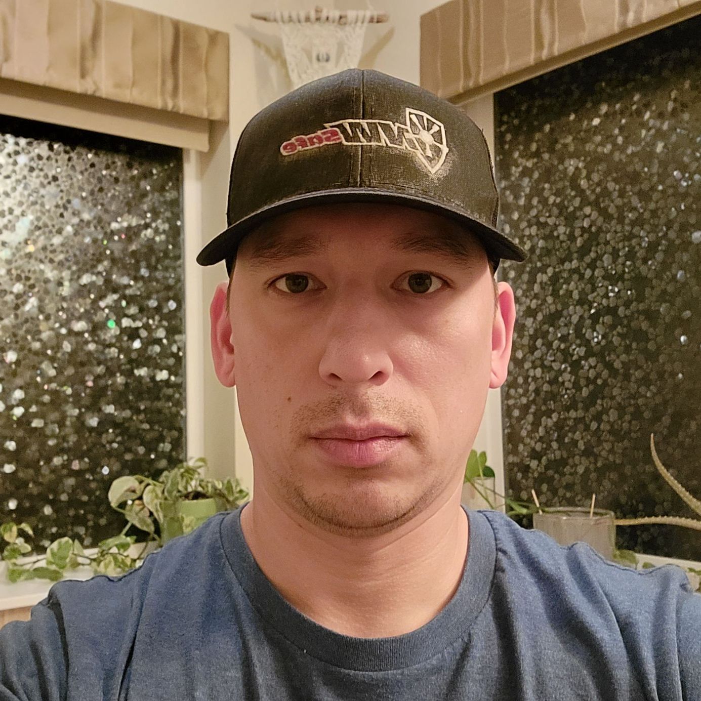 Profile of David Hirota