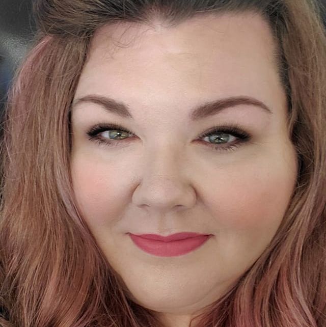 Profile of Amanda Wrinkle