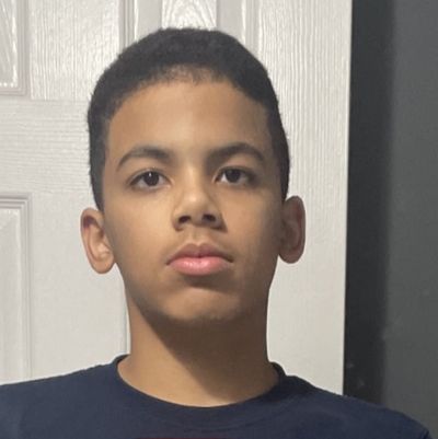 Profile of Ian Bones