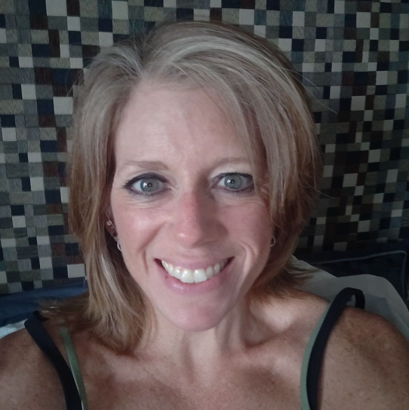 Profile of Beth Russell
