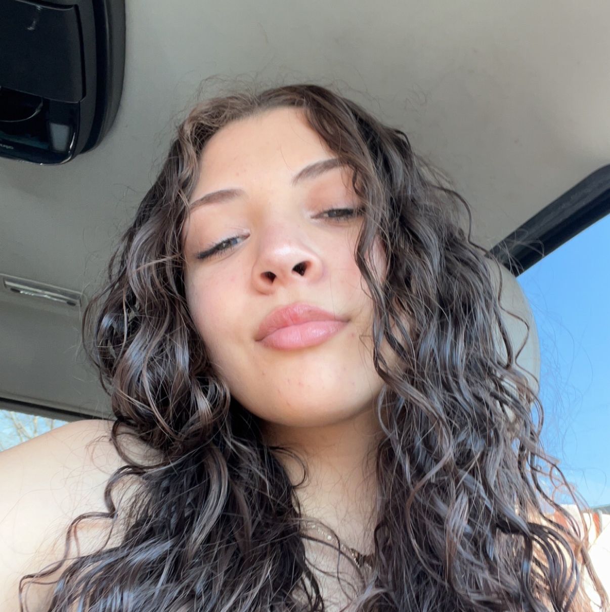 Profile of Hailey Barros