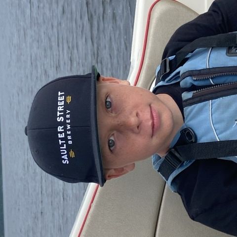 Profile of Holt MacKenzie