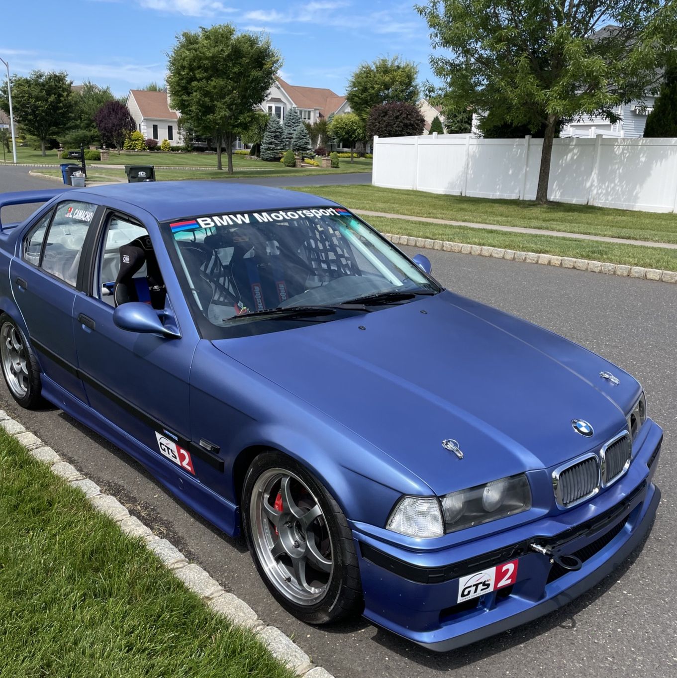 Profile of Leonel Camacho