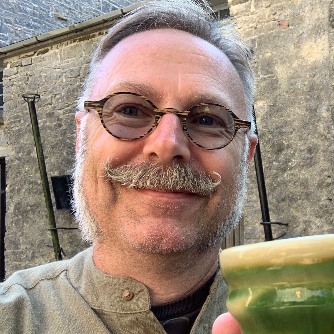 Profile of Richard Tuttle