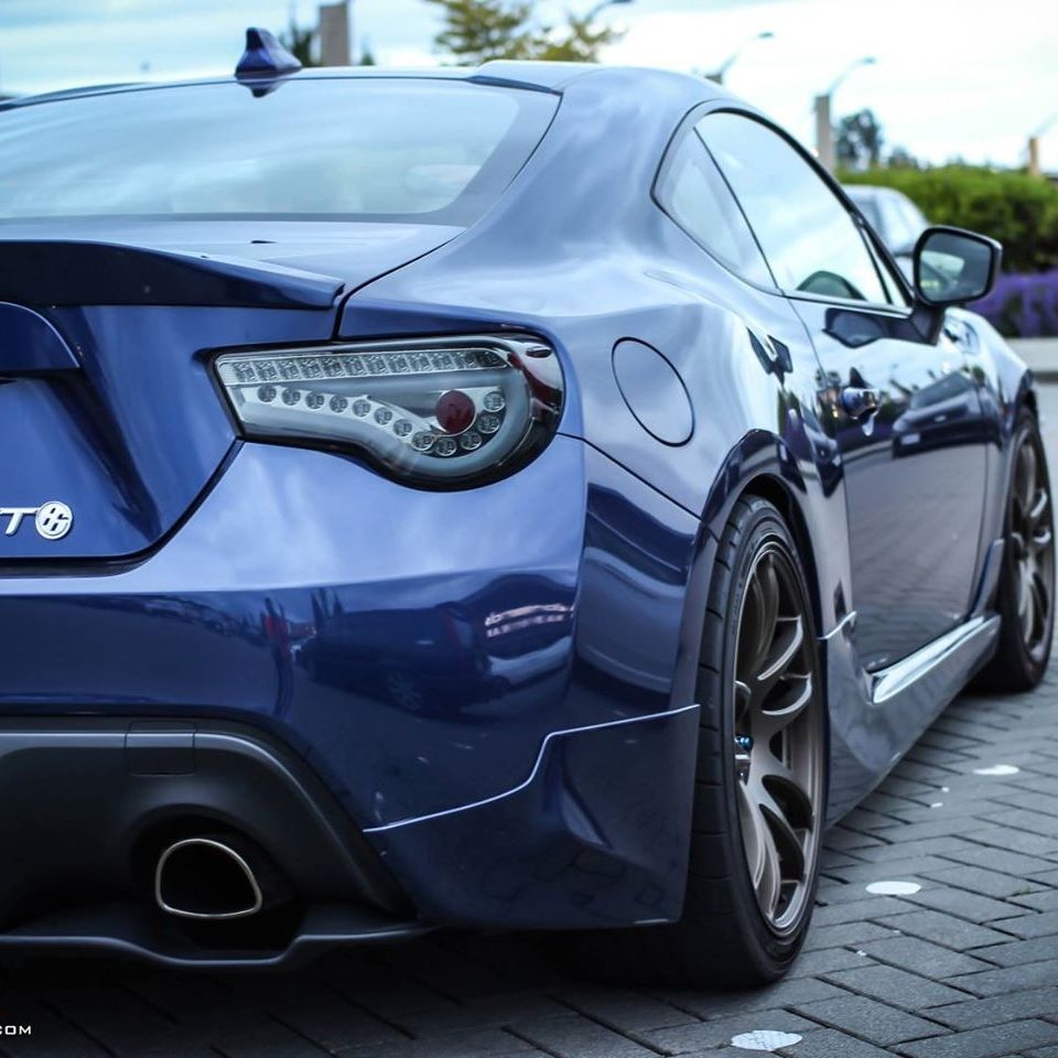 Profile of Ross Dunnet