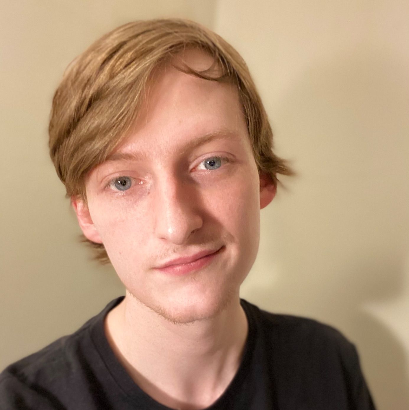 Profile of Riley Skog