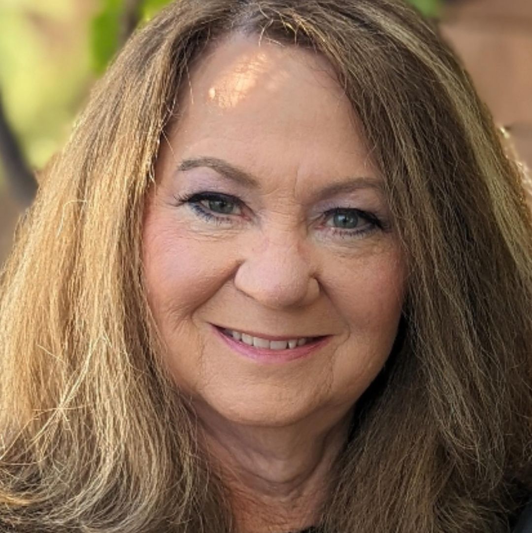 Profile of Robin Treaster