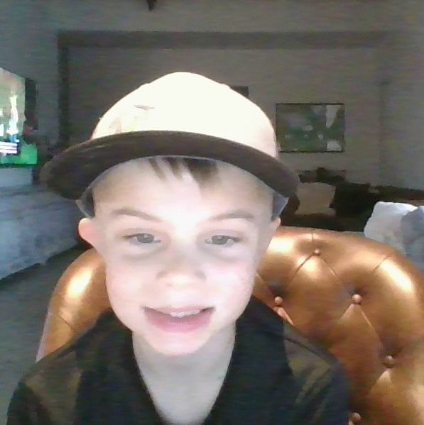 Profile of N1X0N DAHMEN