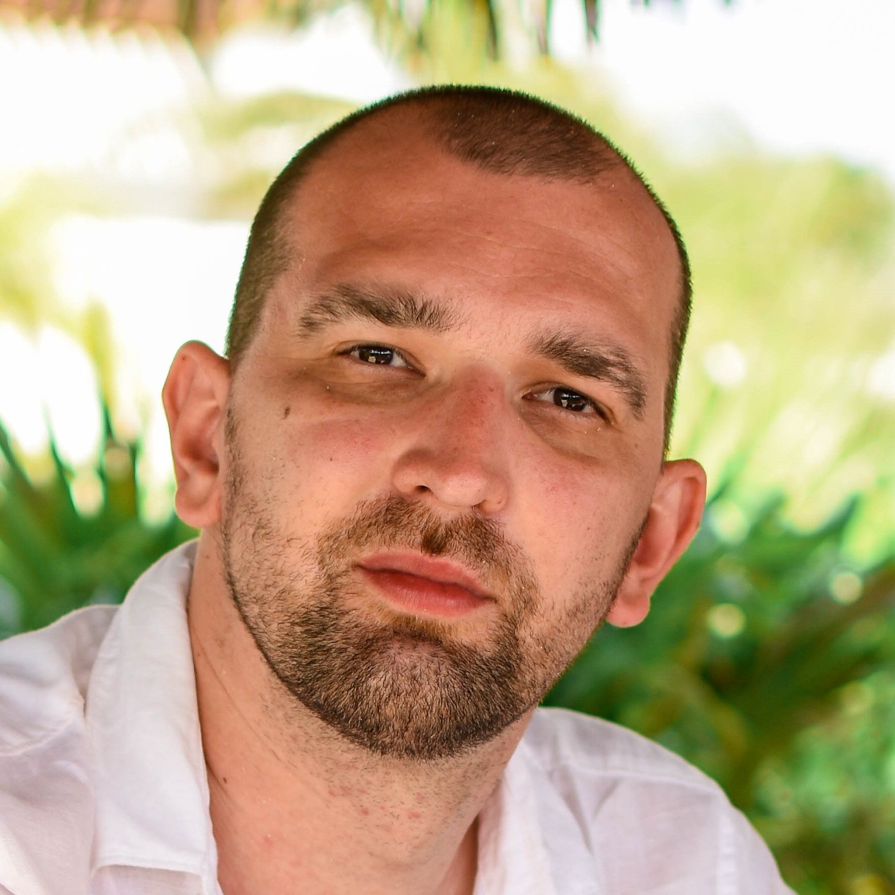 Profile of VLAD RAZUMOVICH