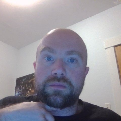 Profile of Olexander Vikhariev